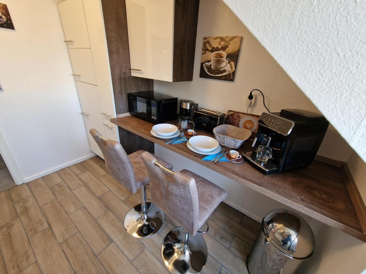 Apartment Exklusives Dachgeschoss-apartment: Zentrales Mit Highspeed-internet Kassel
