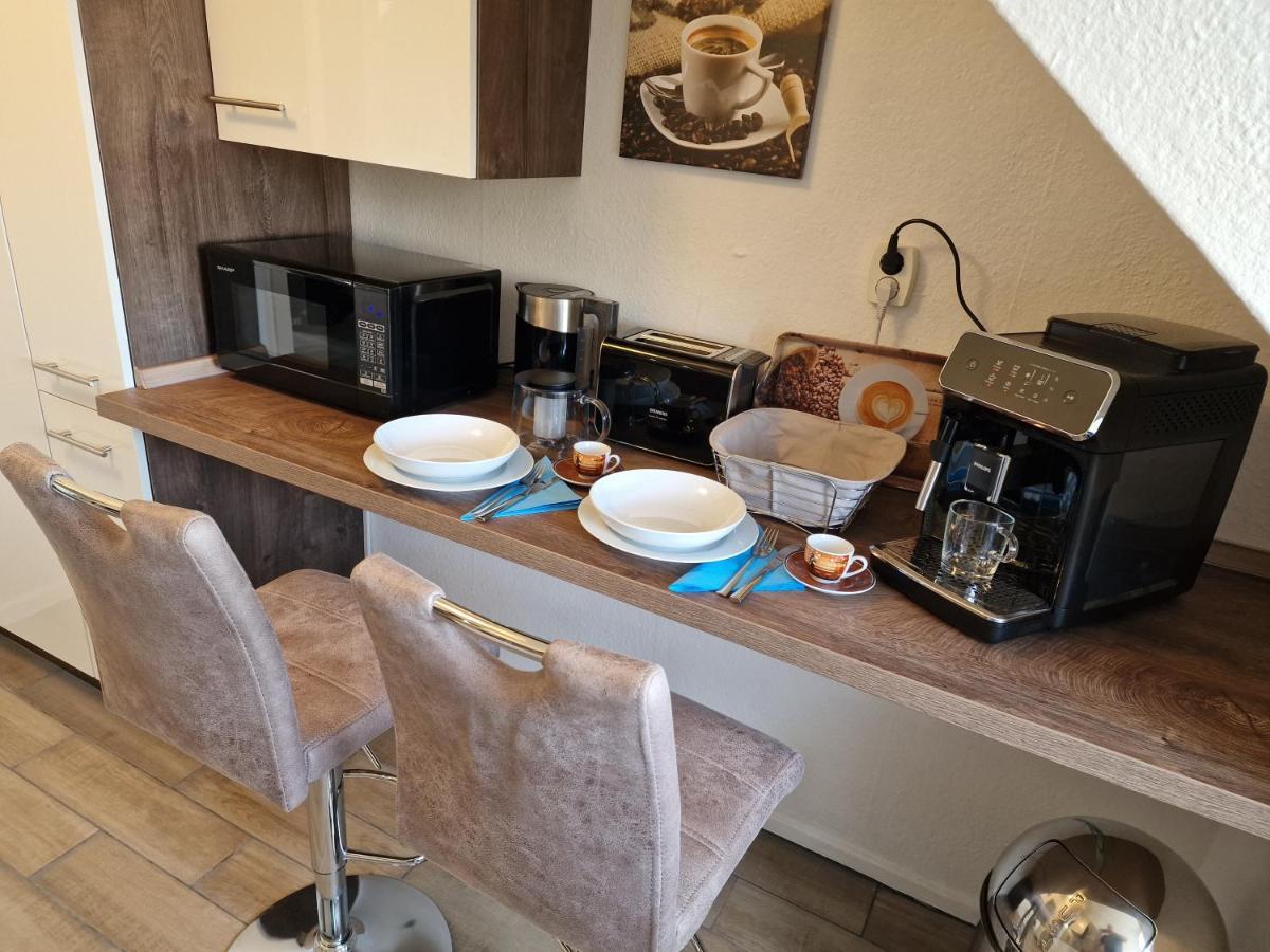 Exklusives Dachgeschoss-apartment: Zentrales Mit Highspeed-internet * Kassel