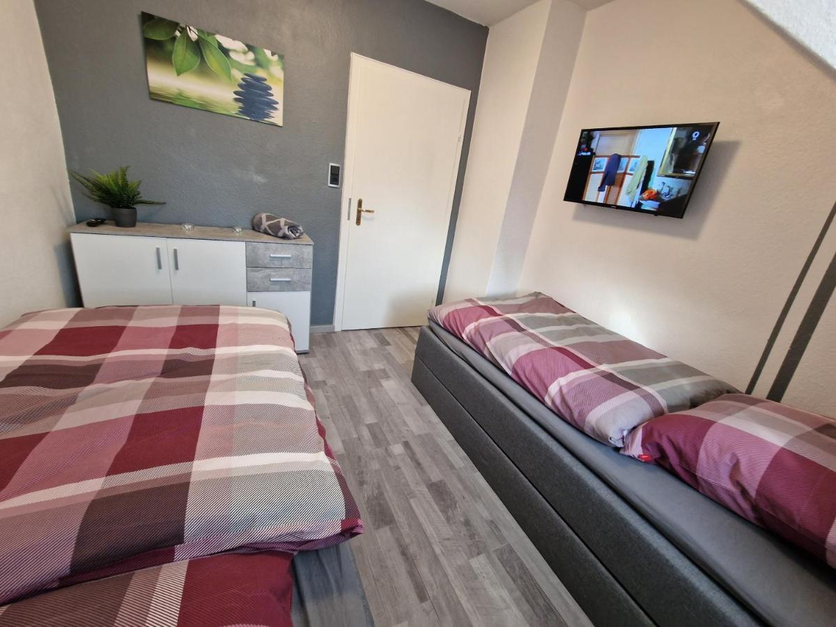 Apartment Exklusives Und Helles Dachgeschoss-apartment No 1 Im Zentrum Von Kassel, Schnelles 1gbit Internet, Geschirrspueler, Boxspringbetten