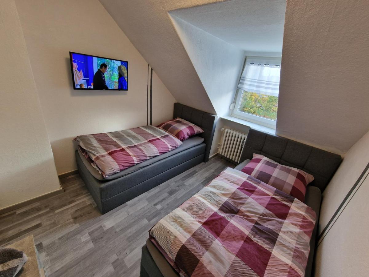 Exklusives Dachgeschoss-apartment: Zentrales Mit Highspeed-internet Apartment