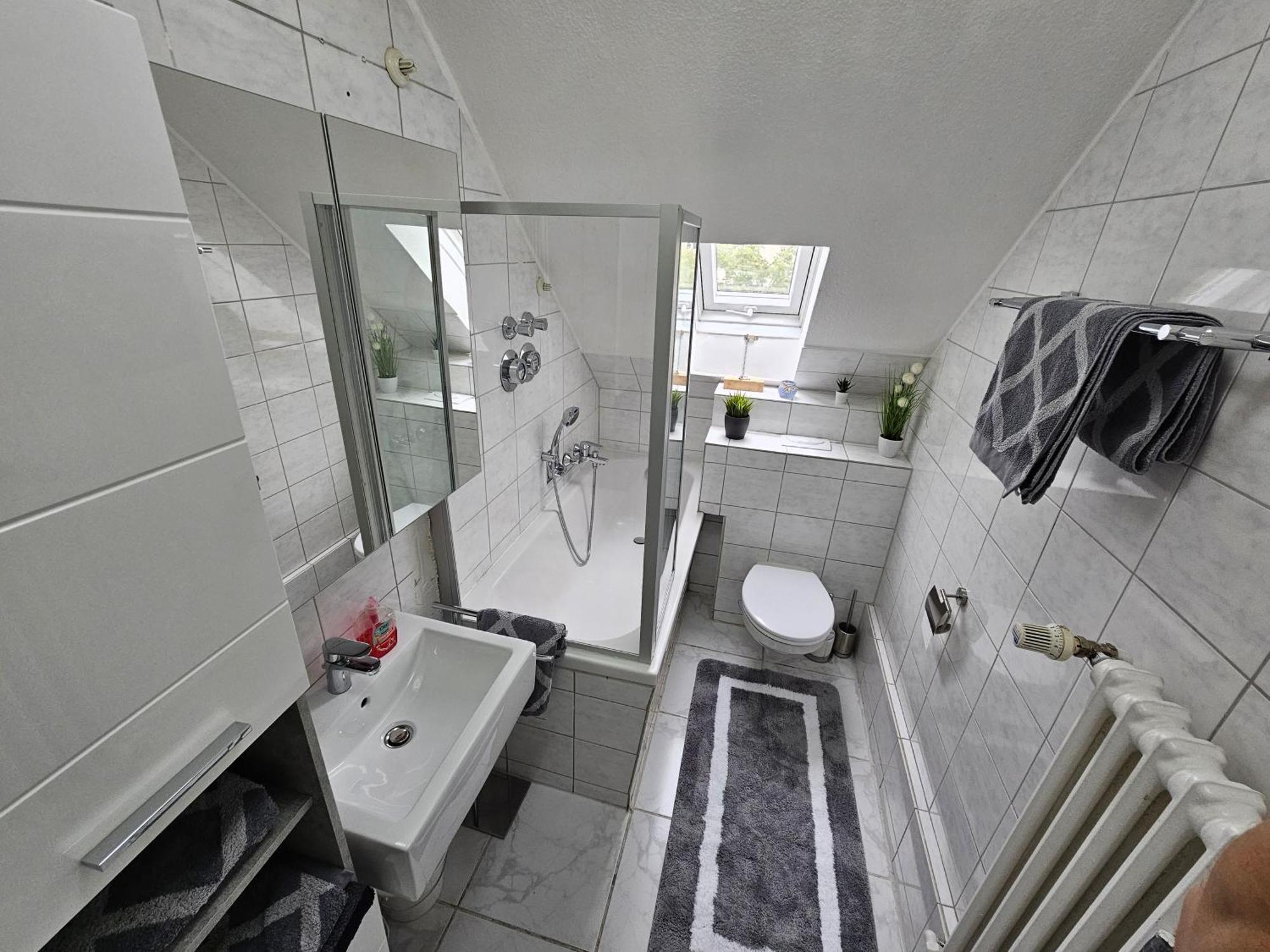 Exklusives Und Helles Dachgeschoss-apartment No 1 Im Zentrum Von Kassel, Schnelles 1gbit Internet, Geschirrspueler, Boxspringbetten Apartment